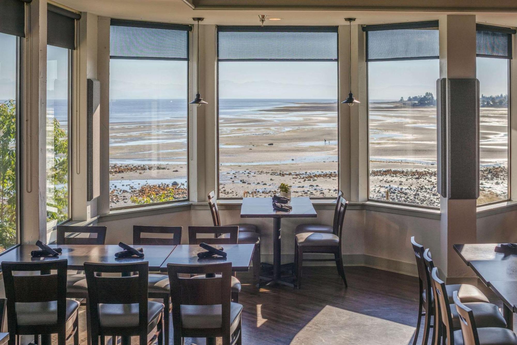 Bayside Oceanfront Resort 팍스빌 외부 사진