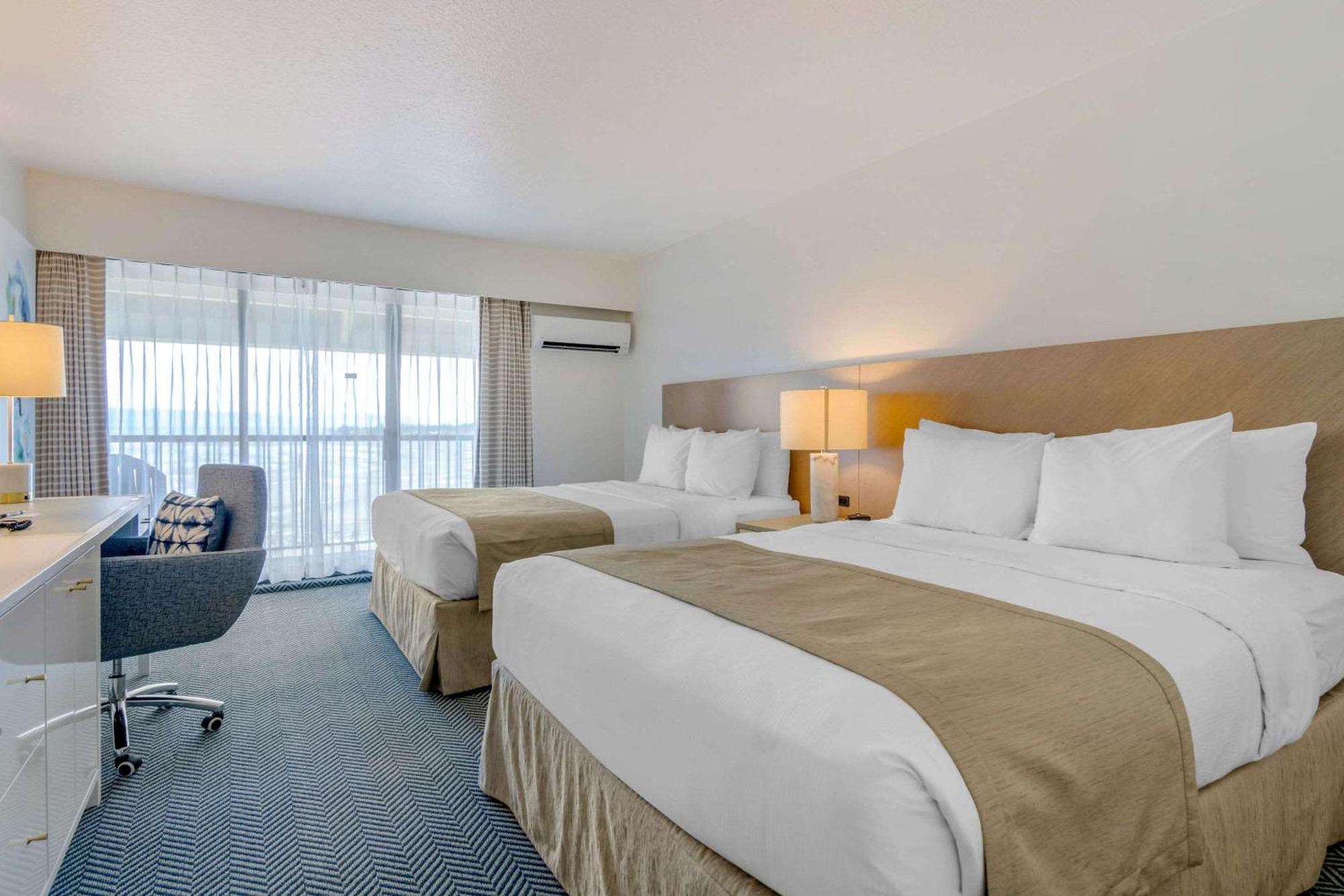 Bayside Oceanfront Resort 팍스빌 외부 사진