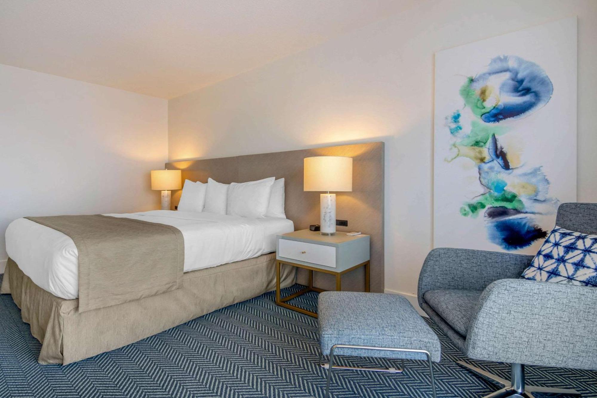 Bayside Oceanfront Resort 팍스빌 외부 사진