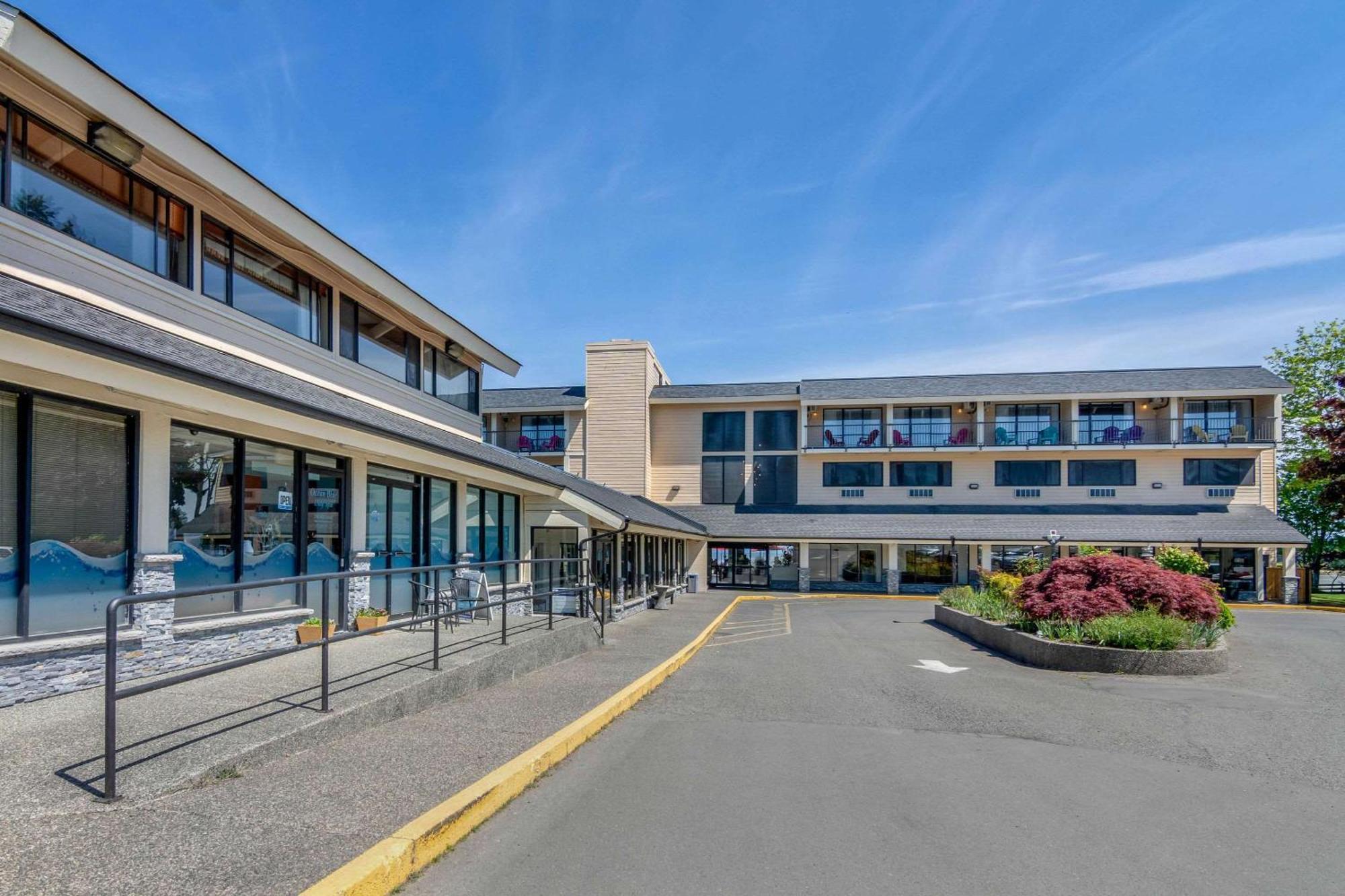 Bayside Oceanfront Resort 팍스빌 외부 사진